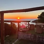 Oda ve Kahvaltı La Collina Sul Mare Marina di Campo