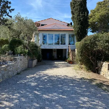 La Collina Sul Mare Bed & Breakfast 3*