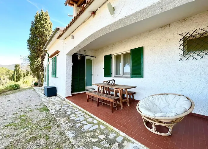 La Collina Sul Mare Bed & Breakfast 3*